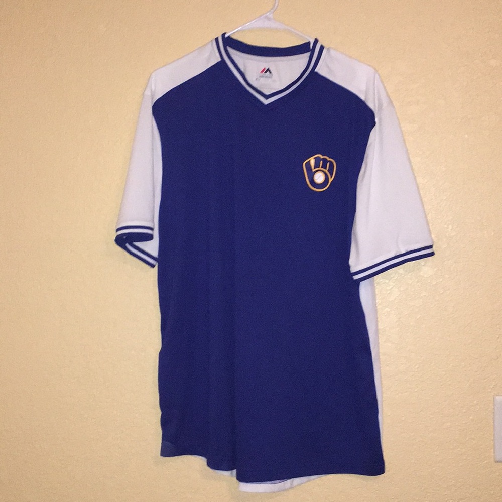 Milwaukee brewers T shirt